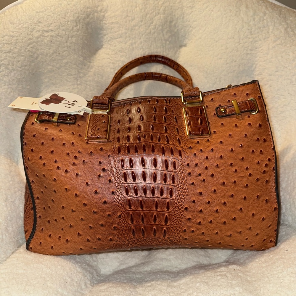 Elegant Brown Leather Handbag. 3 in 1